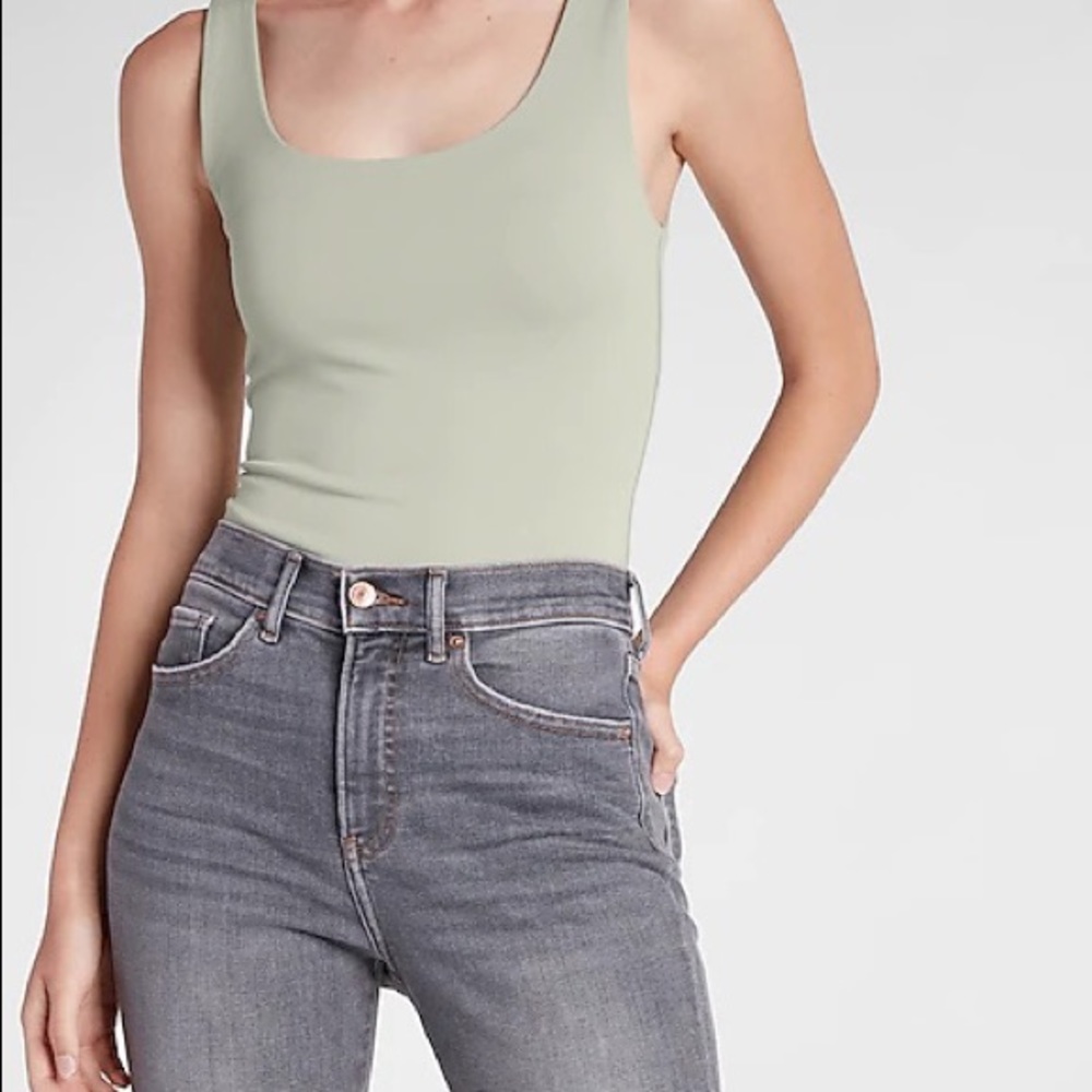 Express Body Contour Scoop Neck Bodysuit